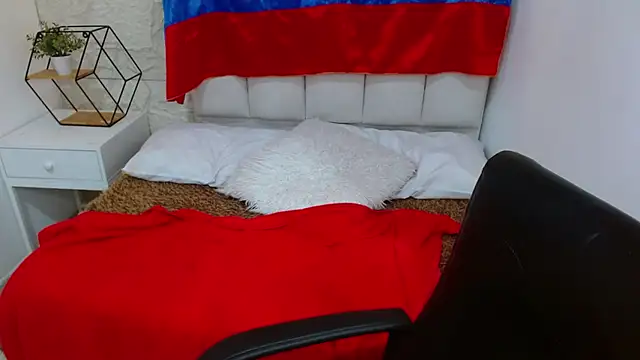 camilah_tk webcam