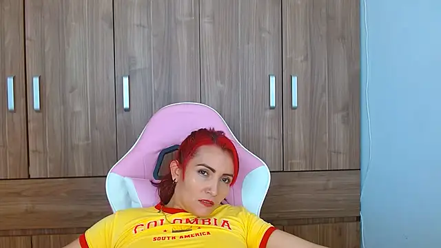 ivy_moons webcam
