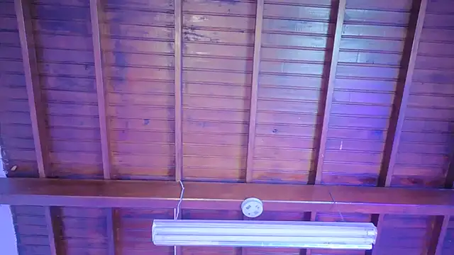 pocahontamoon webcam