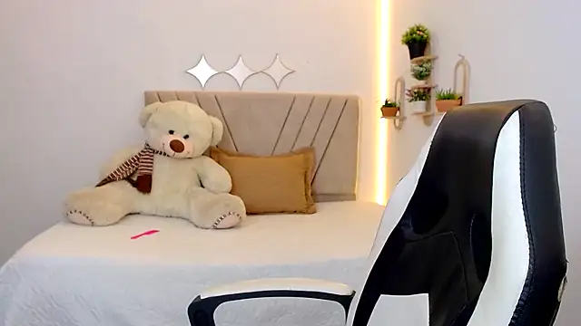 zara_cute webcam