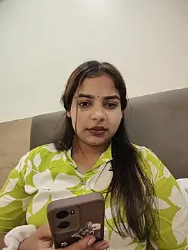 Himani_0122 webcam