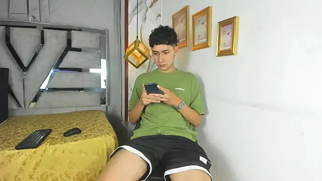 Alantaylorr_ webcam