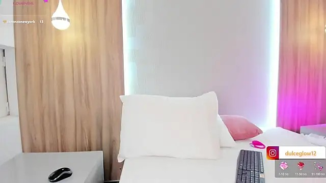 dulce_glow_ webcam