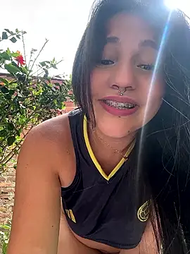 Emily_Gomezz webcam