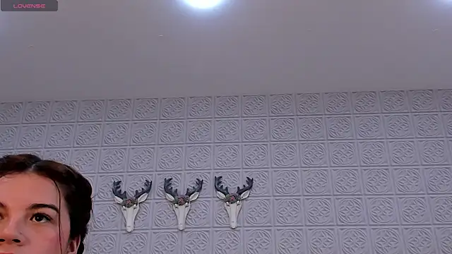 ThiiaraBrown webcam
