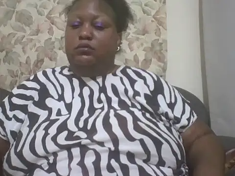 fat_ebonyqueen webcam