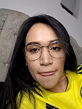 DaniRivers_ webcam