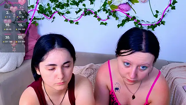 RuthHalll webcam