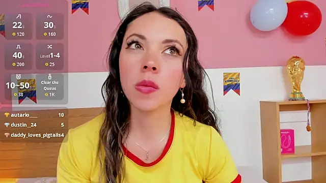 AshleyBenoitt webcam