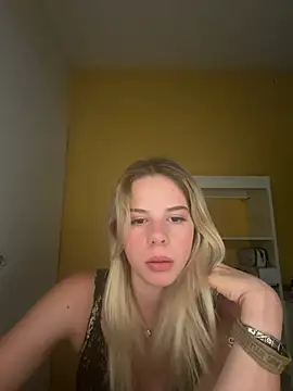 JellyCherry webcam