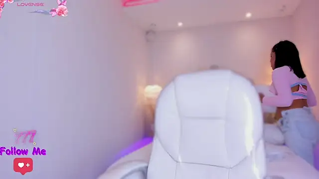 Jade_Natasha30 webcam