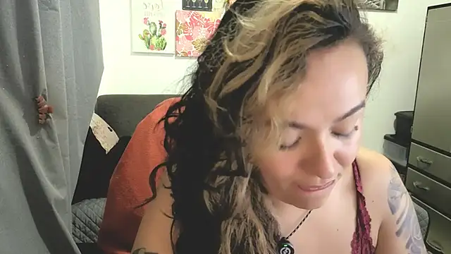 joan-star webcam