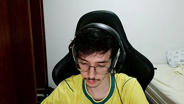 gabrielNovin17cm webcam