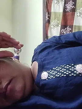 yamini1431 webcam