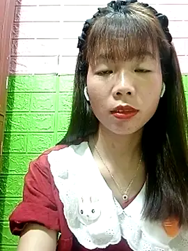 AmyLinee01 webcam