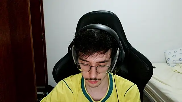 gabrielNovin17cm webcam