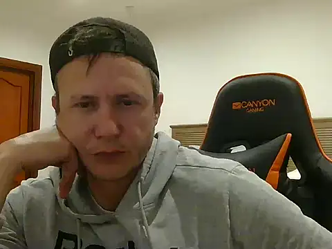 TroyDieselXXX webcam