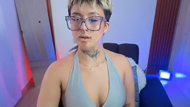 Rebeka-baker webcam