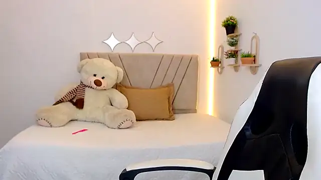 zara_cute webcam