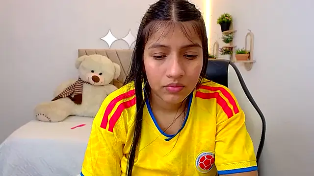 zara_cute webcam
