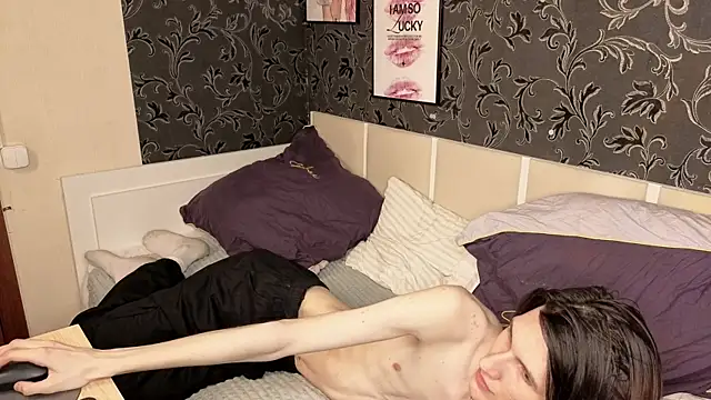 NoriMoore webcam