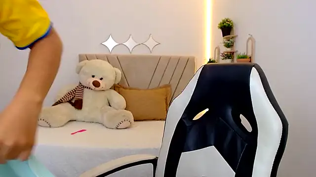 zara_cute webcam