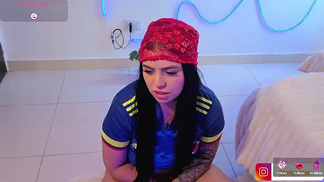 Victoryyy_ webcam