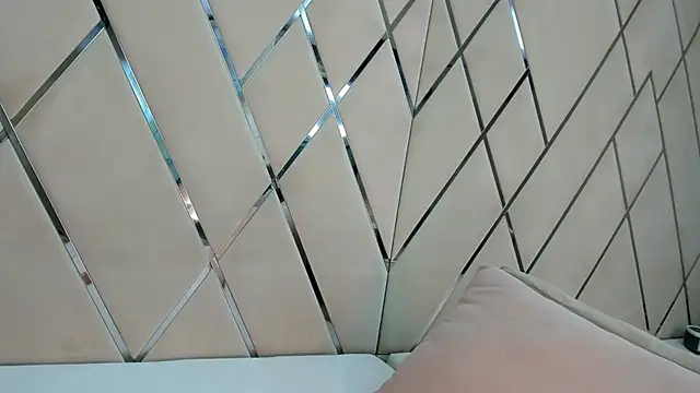 CarolBarker webcam