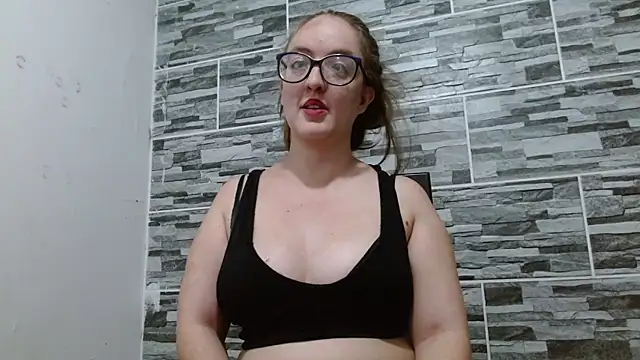Venus_Santana live cam on StripChat