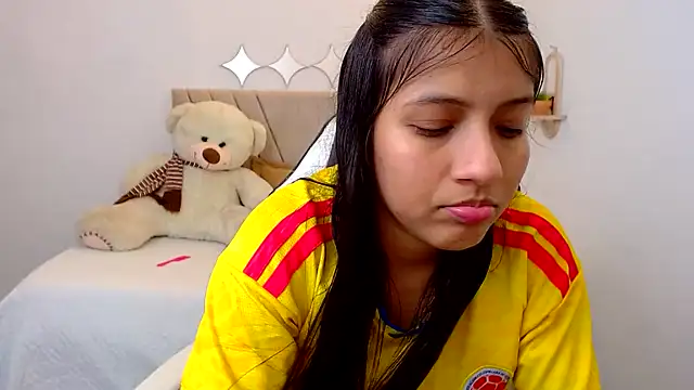 zara_cute webcam