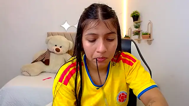 zara_cute webcam
