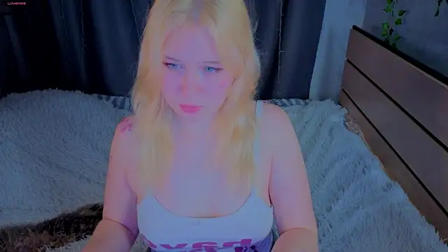 unburnedgirl webcam