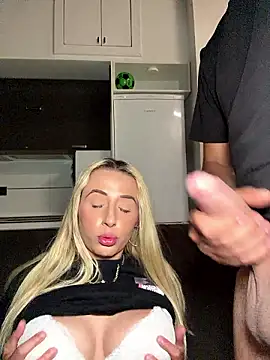 Strongqueen live sex cam