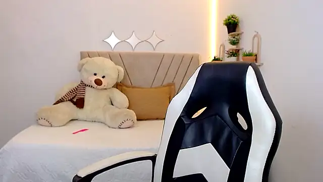 zara_cute webcam