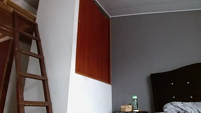 Emilia_1995 webcam