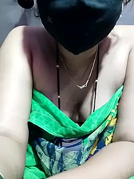 Priyanka_30 webcam