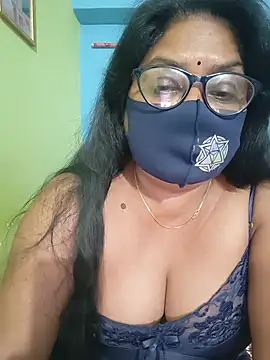 sexxyrenukaa webcam
