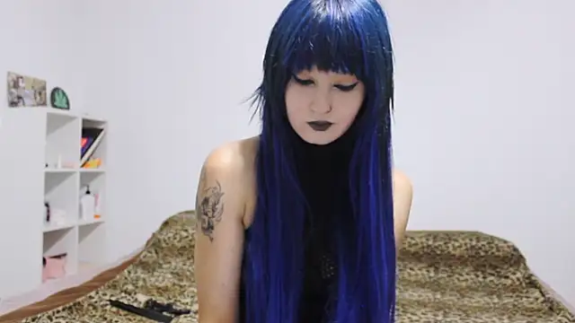 midnightsiren777 webcam