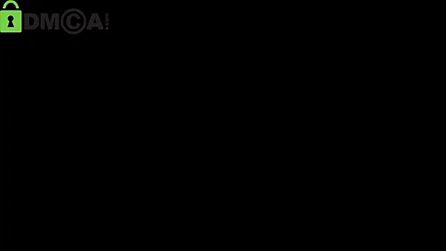 Lunaira_Deep webcam