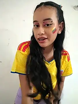 L0lita_Emi12 webcam
