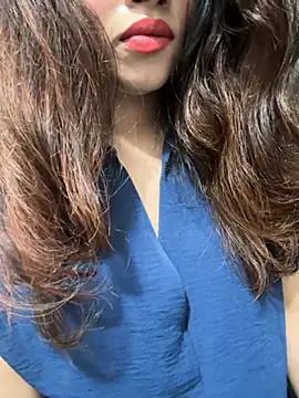 Yours_riya11 webcam