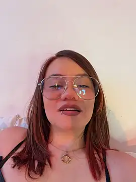 Emma_Jonas webcam