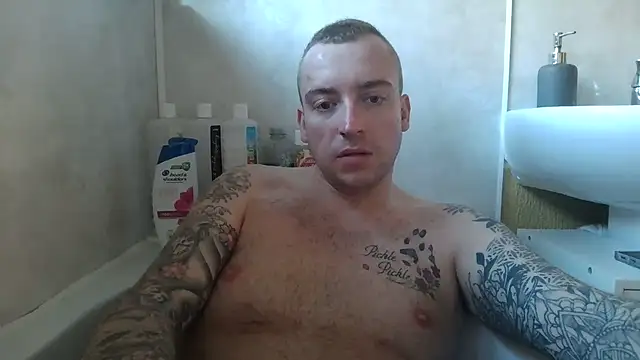 GayWelshCouple webcam