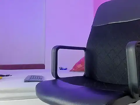 AndrewKenoxx__ webcam