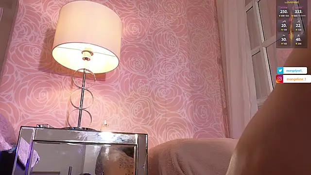 Evangelyne_1 webcam