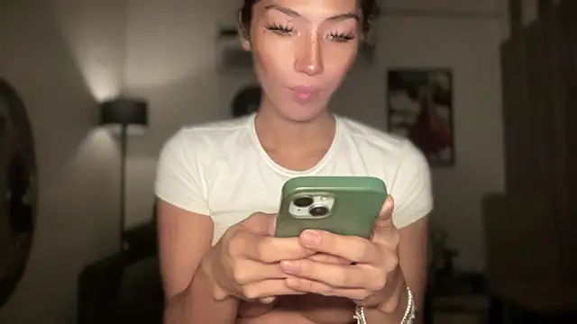 Belle_Sinclair webcam