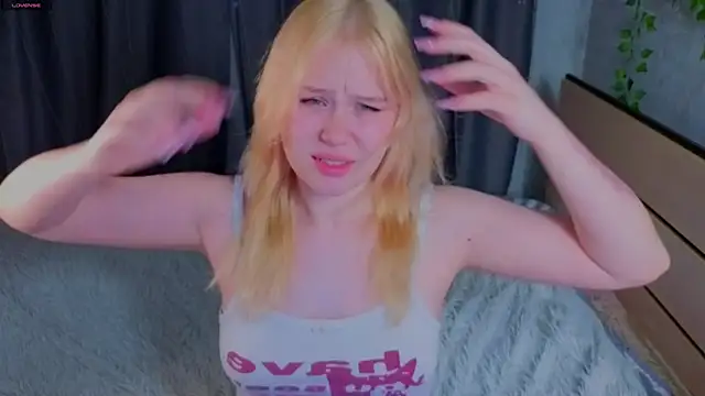 unburnedgirl webcam