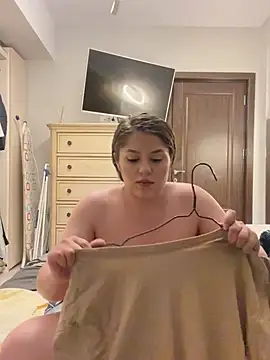 Layla- webcam