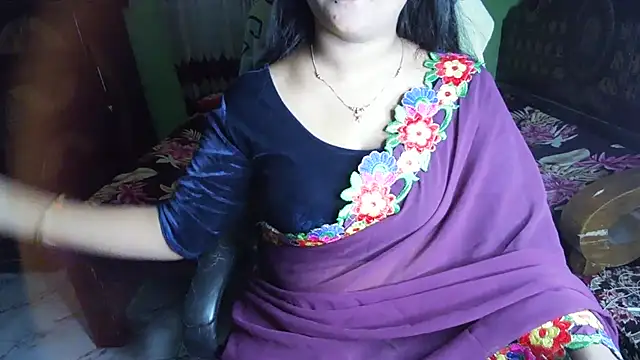 BengaliQueenStar webcam