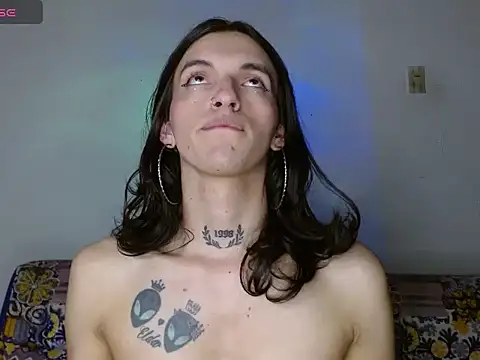 Scarlett_crastrawberry webcam